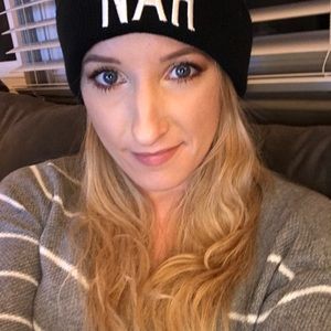 Meet your Posher, Laurelauren